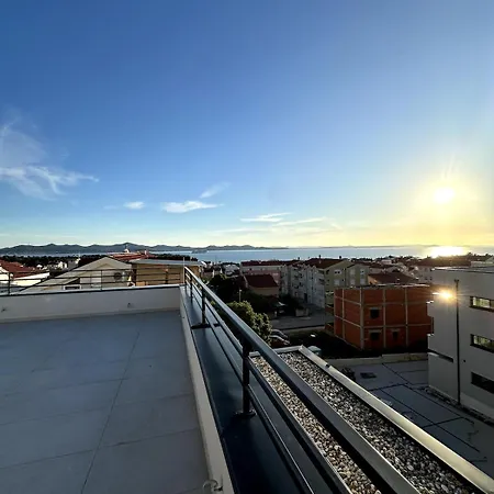 Sea And Sky Penthouse, Задар